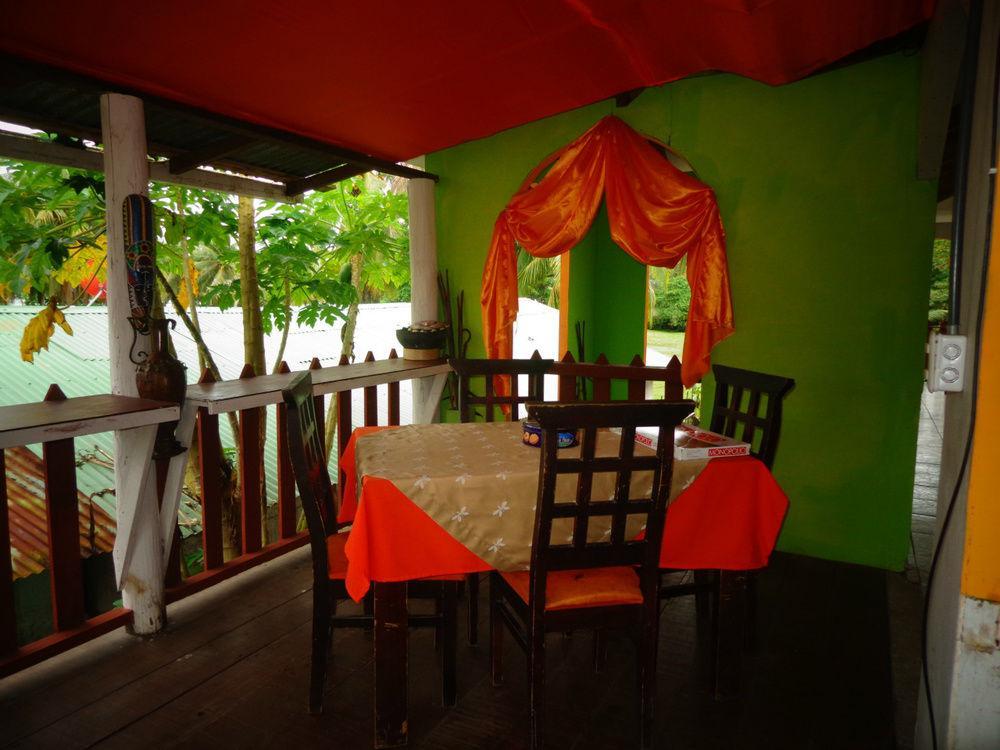 Cabinas Tortuguero Natural Exterior foto